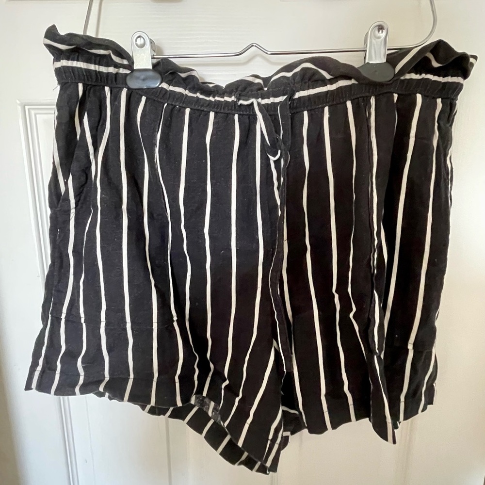 Pull-On Paper Bag Shorts with Pockets